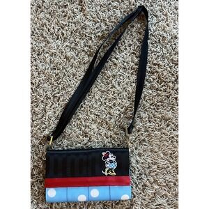 Harveys Seatbelt Minnie Mouse Color Block Wallet Purse Crossbody 7.5"x4.5"
